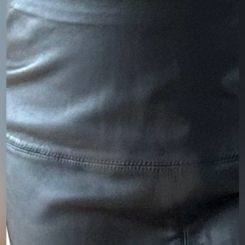 Black leather Ted Baker skirt. Brand new. - Picture 6 of 6